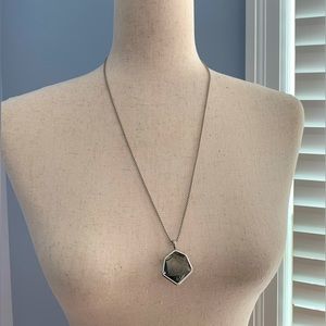 NWT Kendra Scott Vanessa Necklace